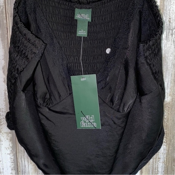 NWT Wild Fable Pointed Front Cami Crop - Picture 2 of 5